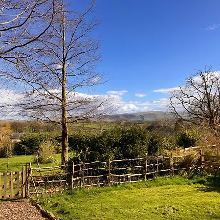Archie The Shepherd's Hut Chalé *
